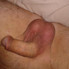 just home from work so gunna lie here naked and play.. - Rate My Wand