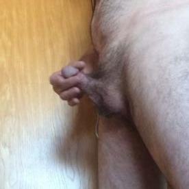 Wanking my little willy - Rate My Wand