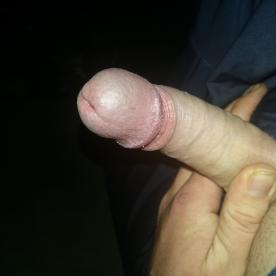 So horny...anyone that would like to help me out? Im a 28 w bi m...so guys and gals are welcome! Add me on kik if you are up for it? ;-* - Rate My Wand