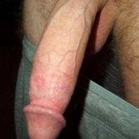 Insatiable big bi cock come and make it spurt guys - Rate My Wand