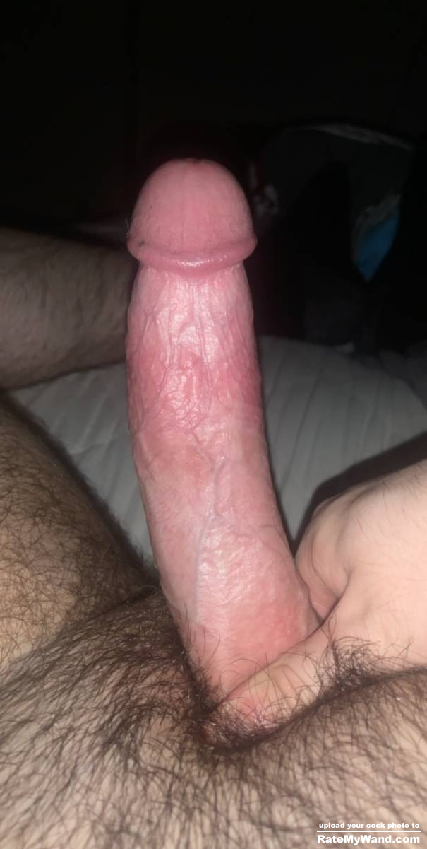 Any girls here wanna chat? Im 6'3" 22yr old - Rate My Wand