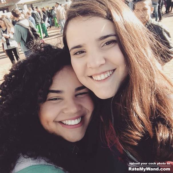 My girlfriend and I :)   My Instagram: @isabela_4rt - Rate My Wand