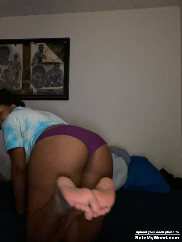 Shy sexy young booty and soles not nude yet but i am working on it guys enjoy - Rate My Wand