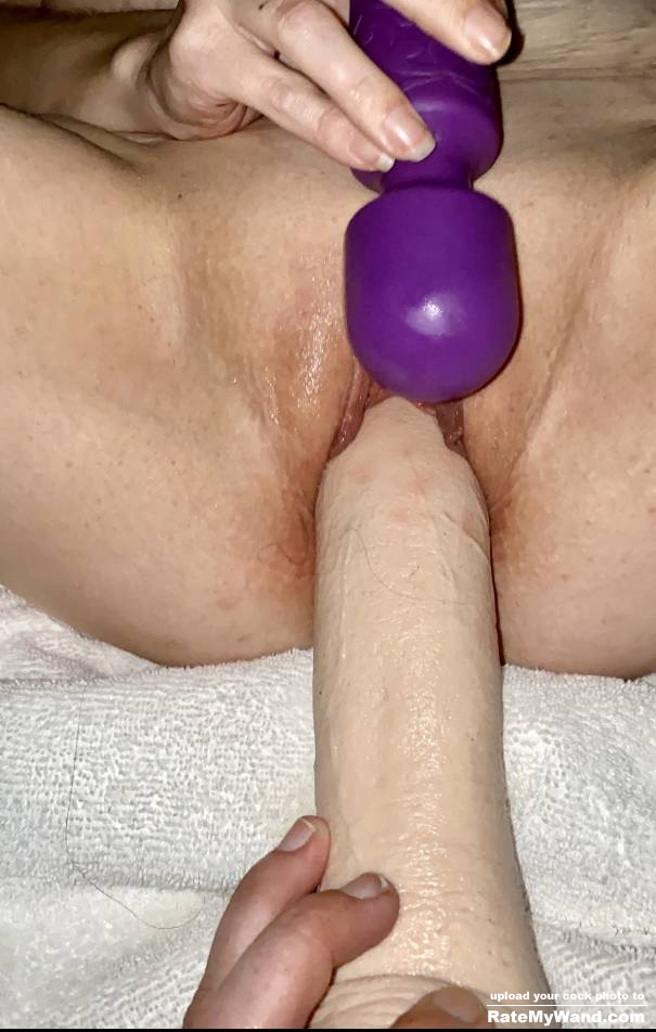 Pussy taking huge toy - Rate My Wand