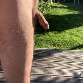 Good morning all. Nice warm Sunshine in the garden today :) - Rate My Wand