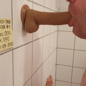 Remko (274) Weekly Task Blowjob #4 (Pic 2 Of 3) - Rate My Wand