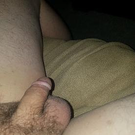 Hit me up on kik or message me I'm bored - Rate My Wand