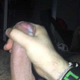 Rate 1-10 i can send a vid too if youre female pm me - Rate My Wand