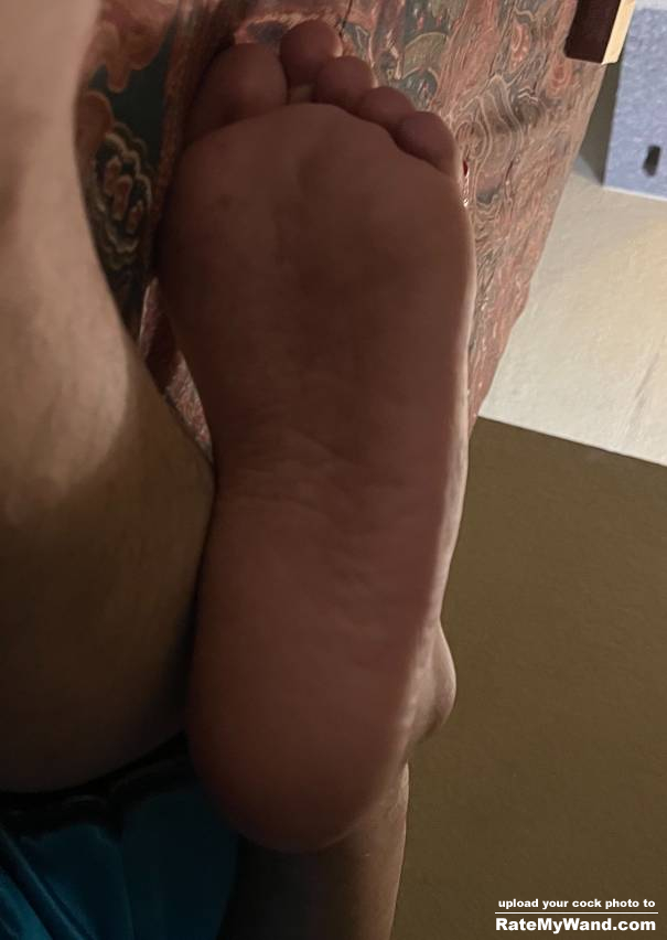 Gay latino feet, i love feet - Rate My Wand