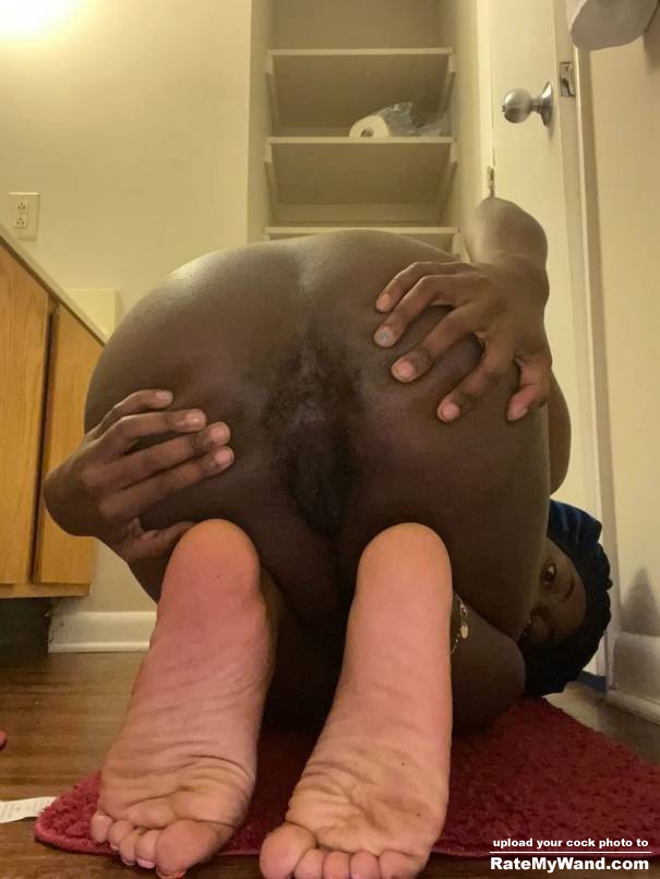 I really enjoyed her beautiful tight hairy shit hole another one of my favorites so enjoy her guys - Rate My Wand