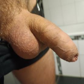 Hairy slow bathroom Pic - Rate My Wand
